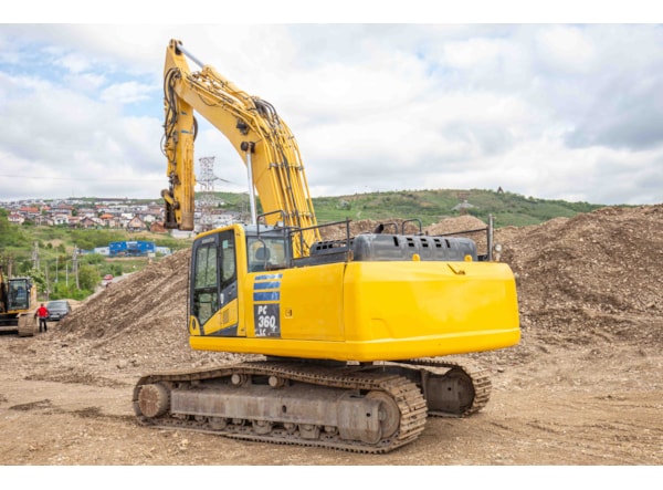 Excavator senile Komatsu PC 360 LC-10 de vanzare